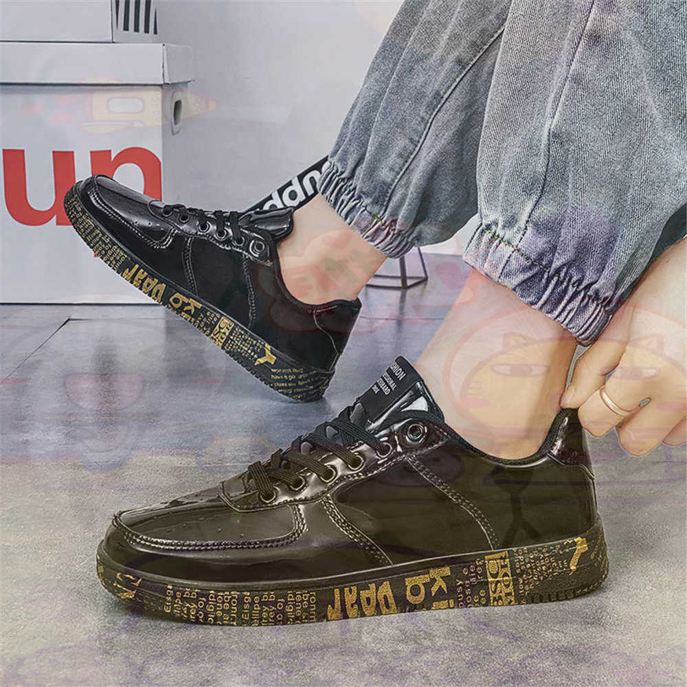 Round Foot Size 45 Sneakers Wh - Men'S Grooming Gift Ideas ulasan dan harga